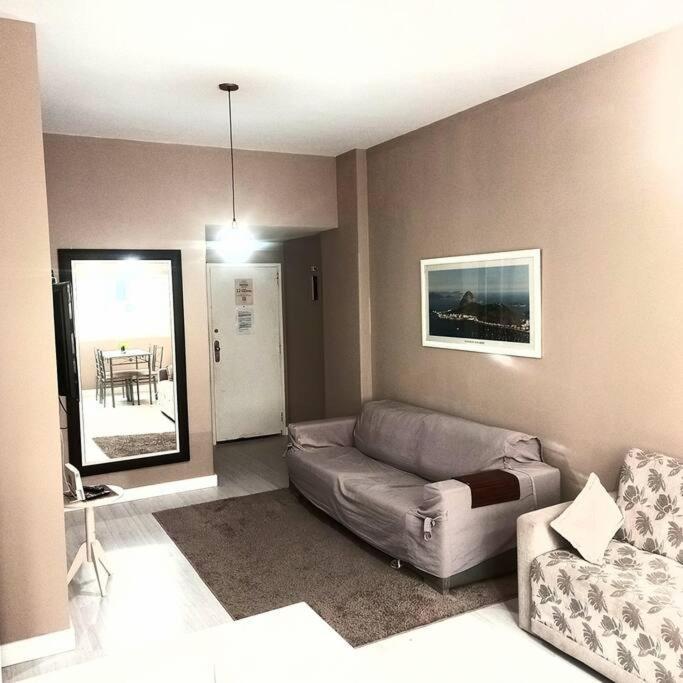 Apartment Ponto De Copacabana Excelente Amplo Arejado E Iluminado